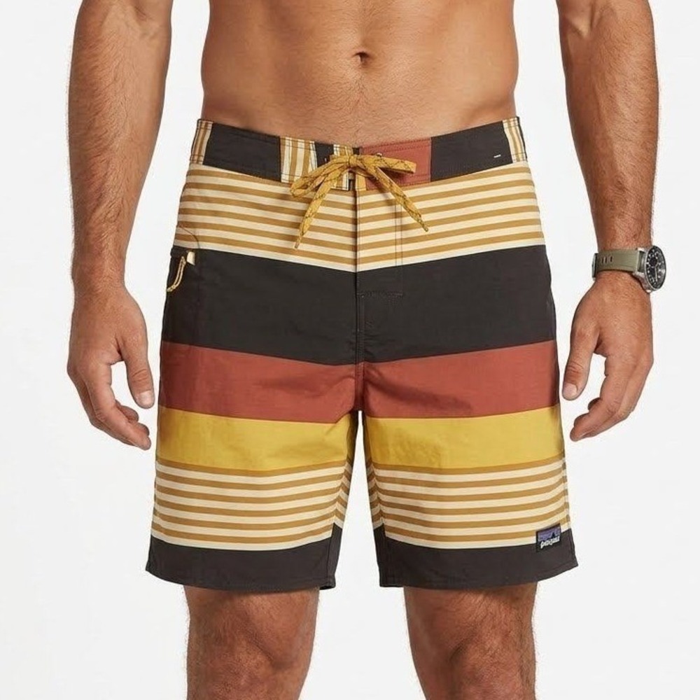 Patagonia Mens Wavefarer Board Shorts Striped Scallop Hem Swim Trunks | 32
